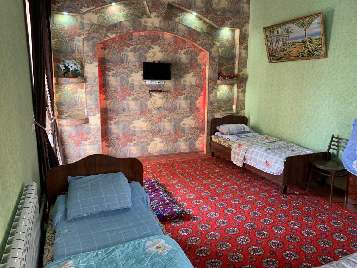 Muharram Homestay In The Neighborhood Of The Registan Square, 家族 ゲストハウス ซามาร์คันด์ ภายนอก รูปภาพ