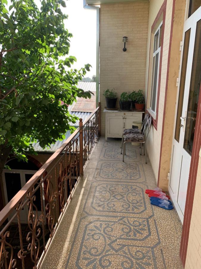 Muharram Homestay In The Neighborhood Of The Registan Square, 家族 ゲストハウス ซามาร์คันด์ ภายนอก รูปภาพ