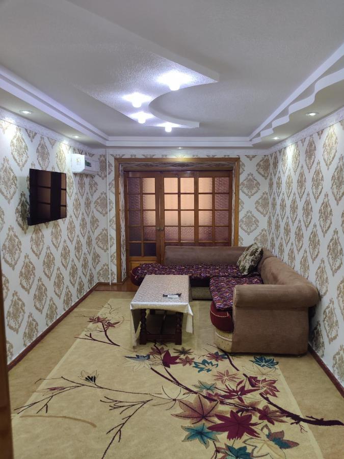 Muharram Homestay In The Neighborhood Of The Registan Square, 家族 ゲストハウス ซามาร์คันด์ ภายนอก รูปภาพ