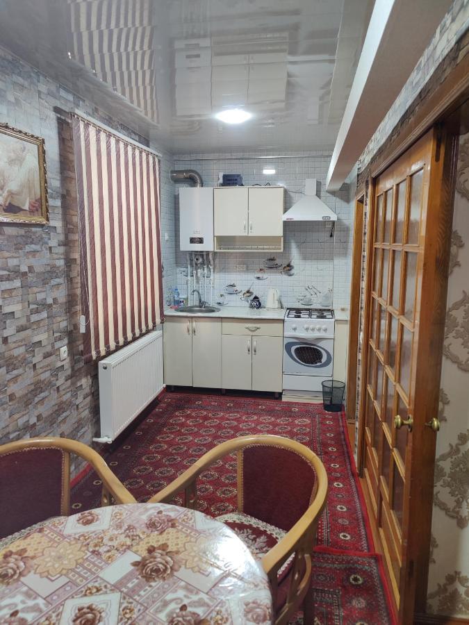 Muharram Homestay In The Neighborhood Of The Registan Square, 家族 ゲストハウス ซามาร์คันด์ ภายนอก รูปภาพ