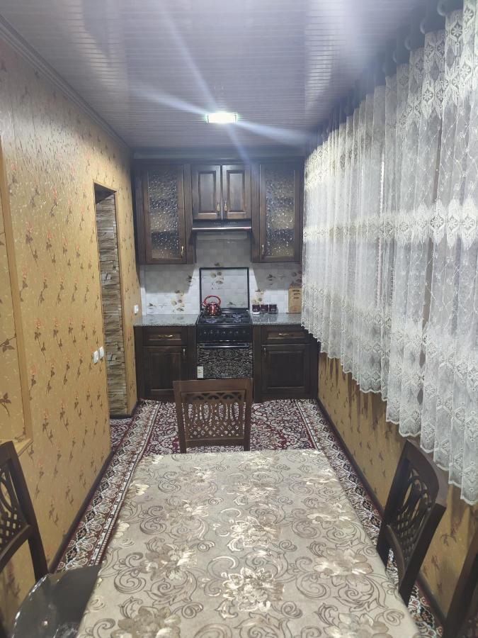 Muharram Homestay In The Neighborhood Of The Registan Square, 家族 ゲストハウス ซามาร์คันด์ ภายนอก รูปภาพ