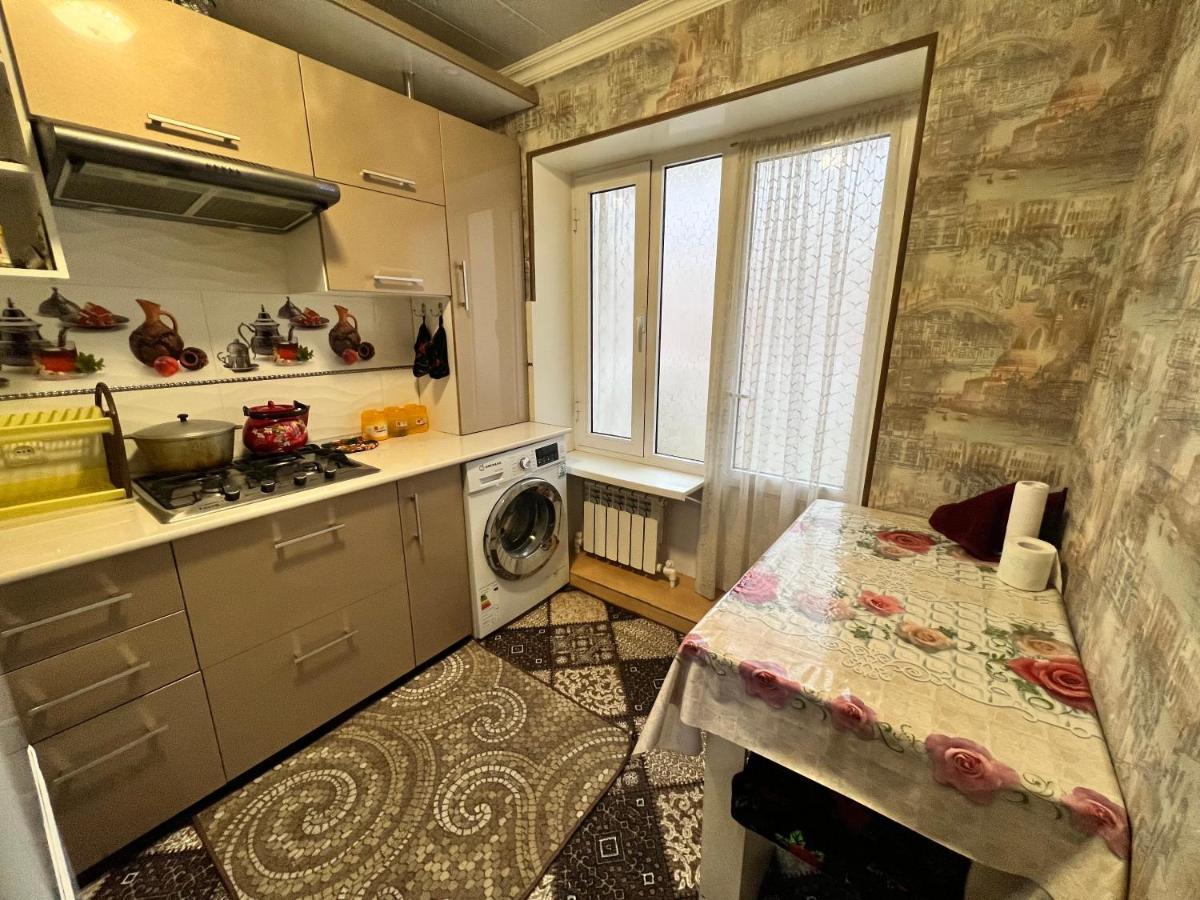 Muharram Homestay In The Neighborhood Of The Registan Square, 家族 ゲストハウス ซามาร์คันด์ ภายนอก รูปภาพ